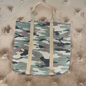 Joe’s Jeans camo tote